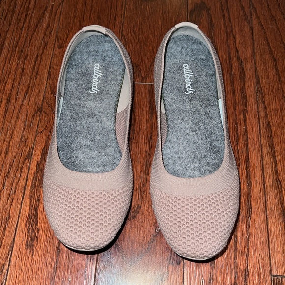 Allbirds tree breezers size 5.5 color 
Arid Umber (Arid Umber Sole) - Picture 2 of 9